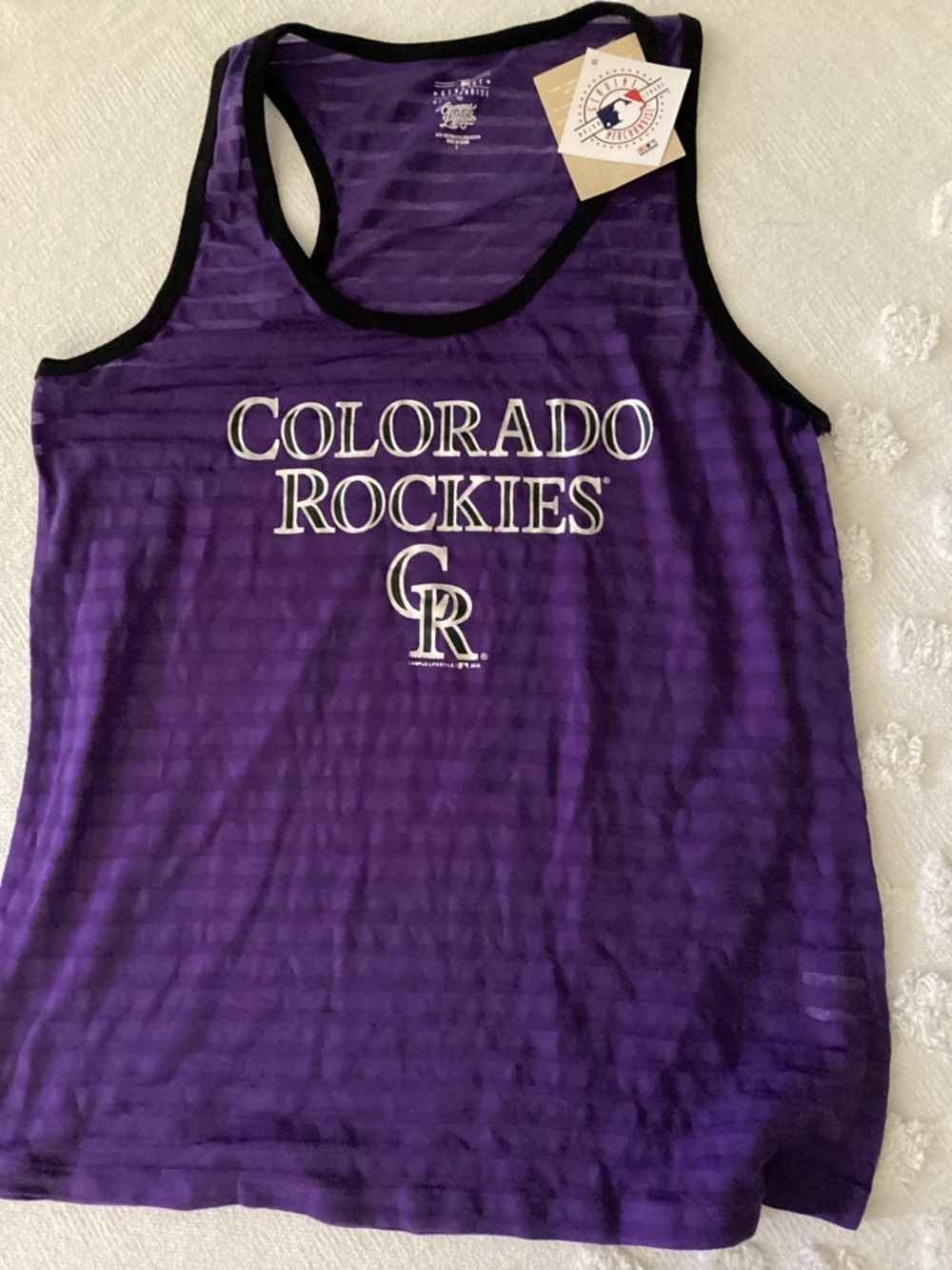 NWT-Genuine Merchandise Campus lifestyle women Colorado Rockies tank
R3